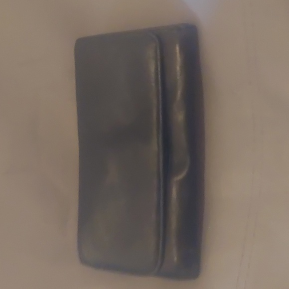 Kelly and Katie wallet clutch - Picture 2 of 4